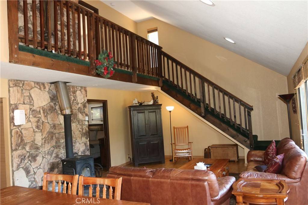 Big Bear Lake, CA 92315,42515 Alta Vista AVE