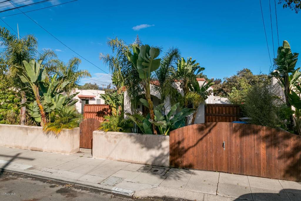 Ventura, CA 93001,161 W Center ST