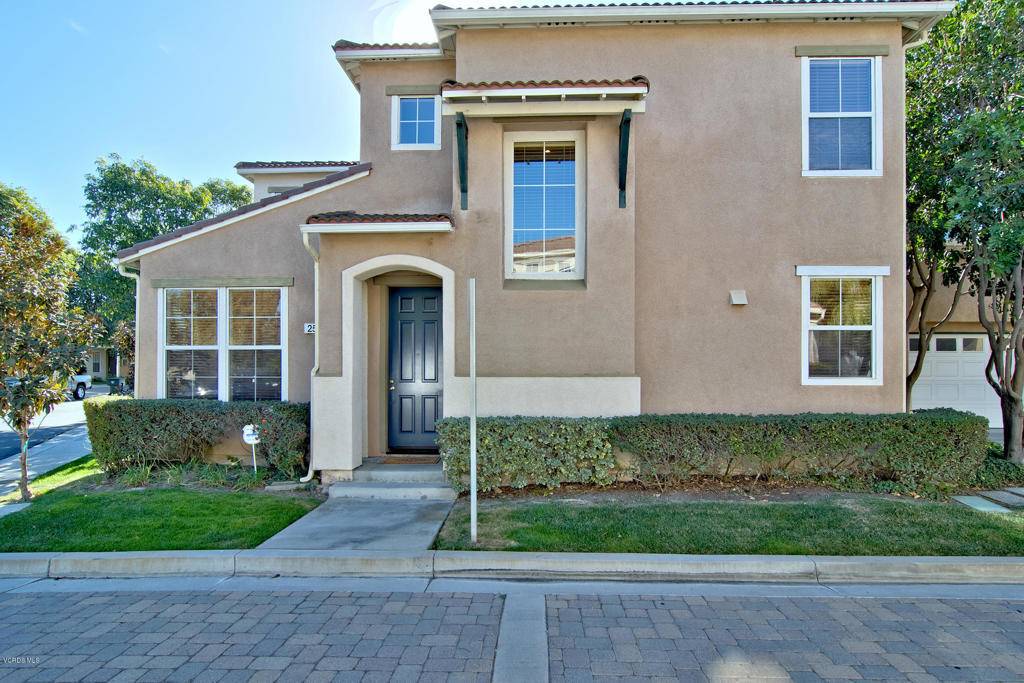 Camarillo, CA 93010,2573 Villamonte CT