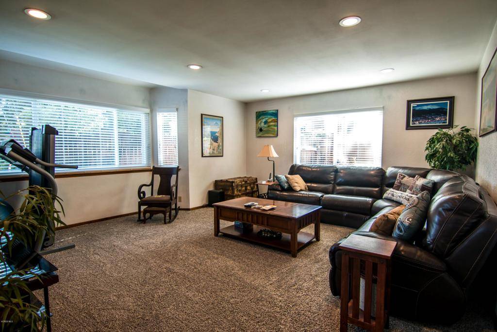 Oak View, CA 93022,84 Portal ST