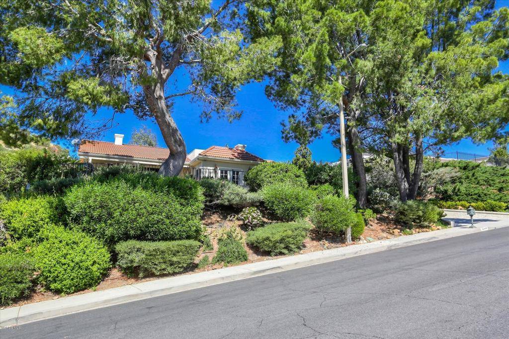 Westlake Village, CA 91361,32448 Saddle Mountain DR