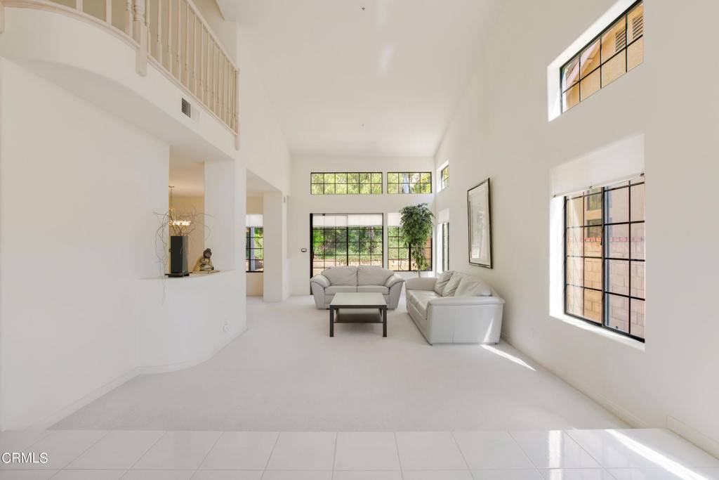 Agoura Hills, CA 91301,29689 Quail Run DR