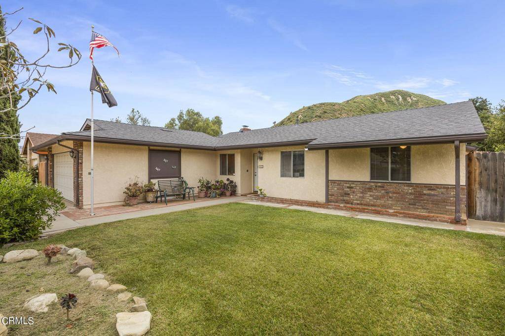 Santa Paula, CA 93060,1452 Mariposa DR