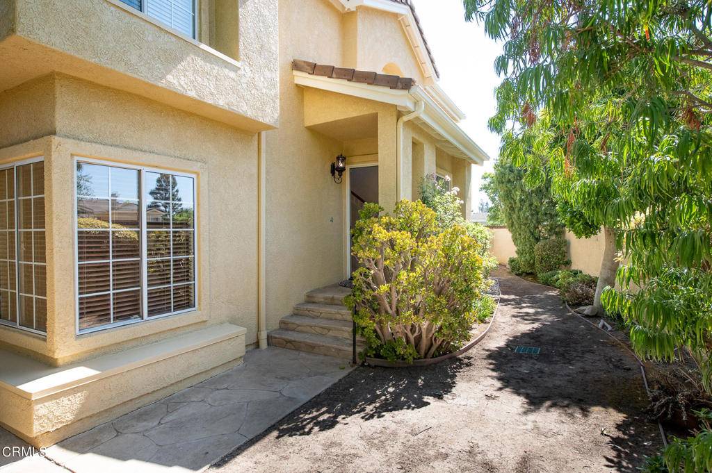 Westlake Village, CA 91362,930 Blue Mountain CIR