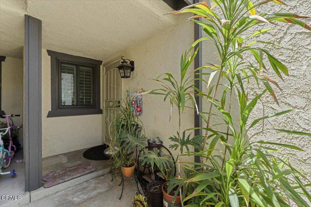 Santa Paula, CA 93060,120 Willow LN