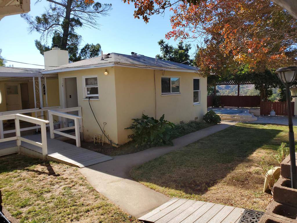 Oak View, CA 93022,670 Mahoney AVE