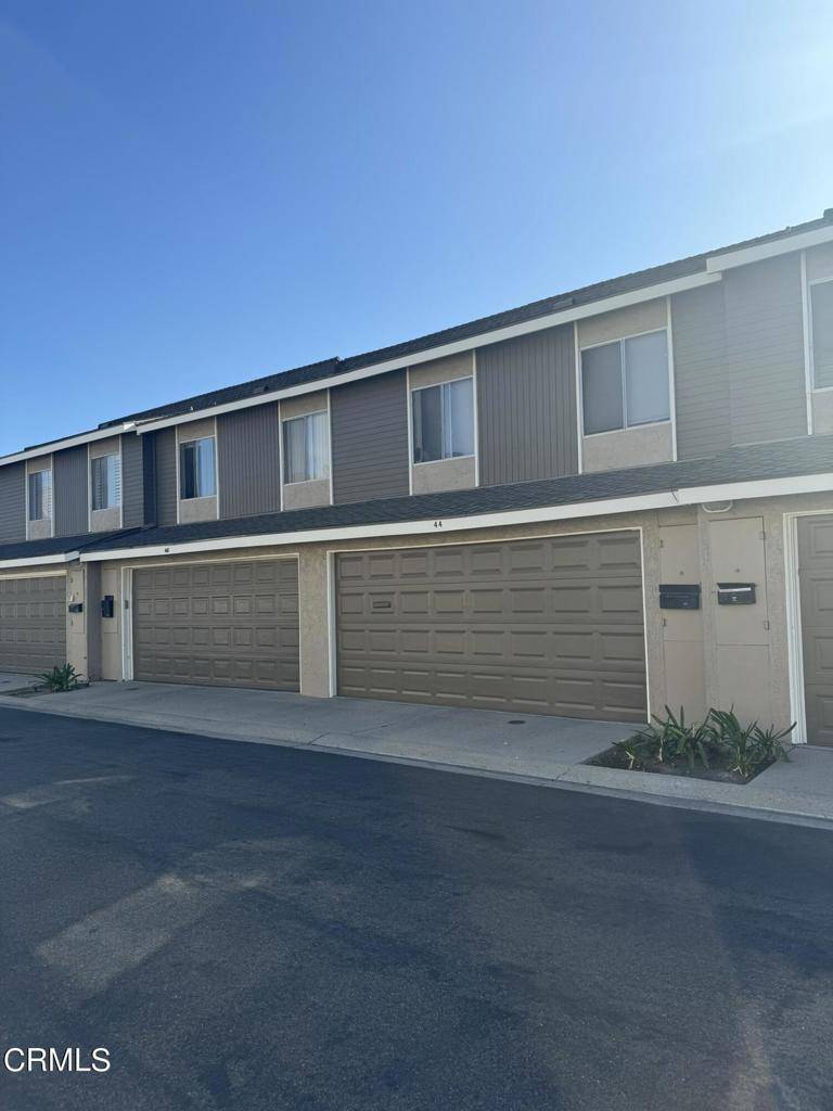 Santa Paula, CA 93060,46 Bahia CIR