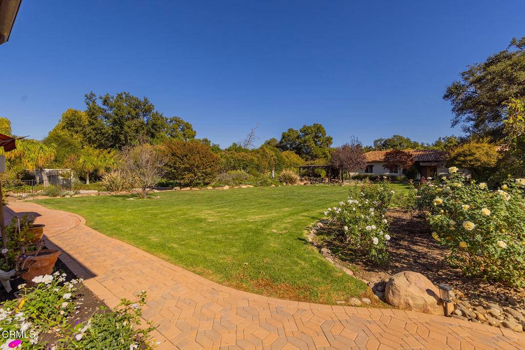 Ojai, CA 93023,861 Oak Grove CT