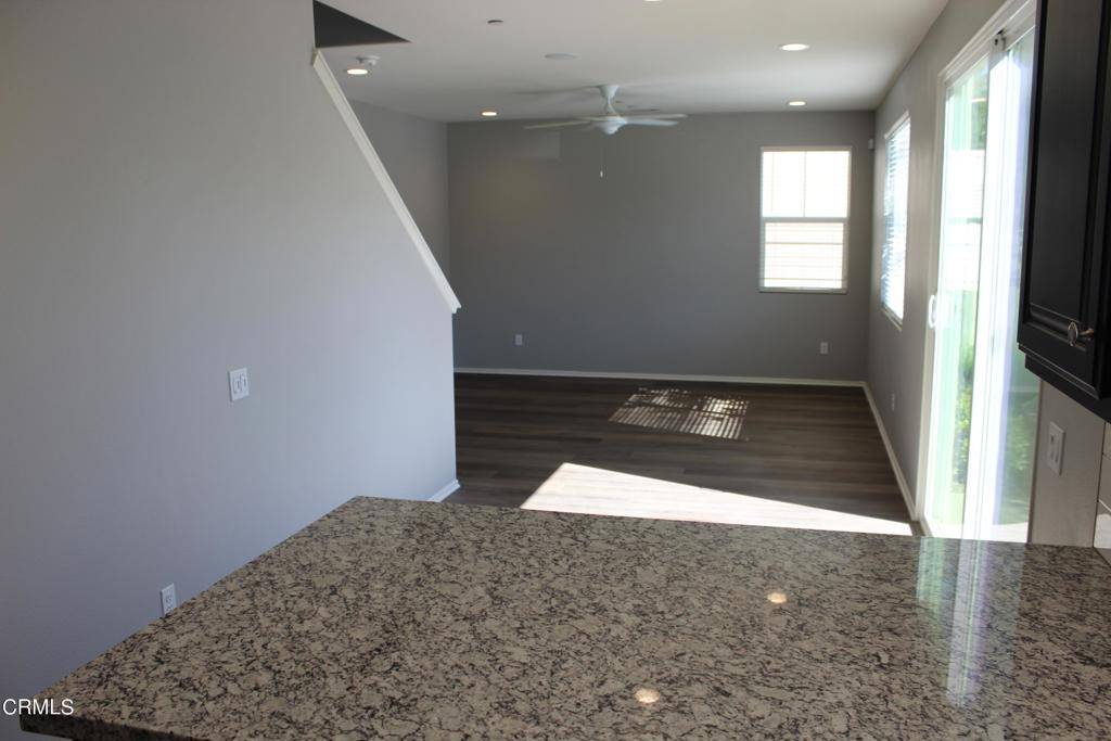 Santa Paula, CA 93060,2034 Tangelo WAY