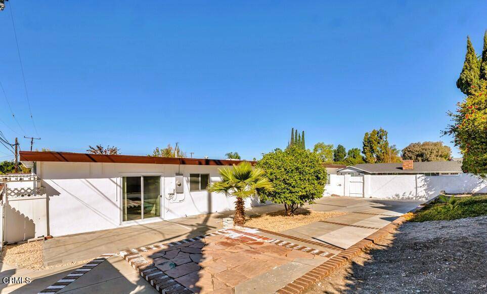 Thousand Oaks, CA 91360,1094 Warwick AVE