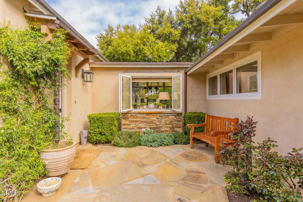 Ojai, CA 93023,708 Cuyama RD