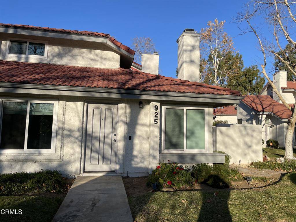 Oak Park, CA 91377,925 Quarterhorse LN