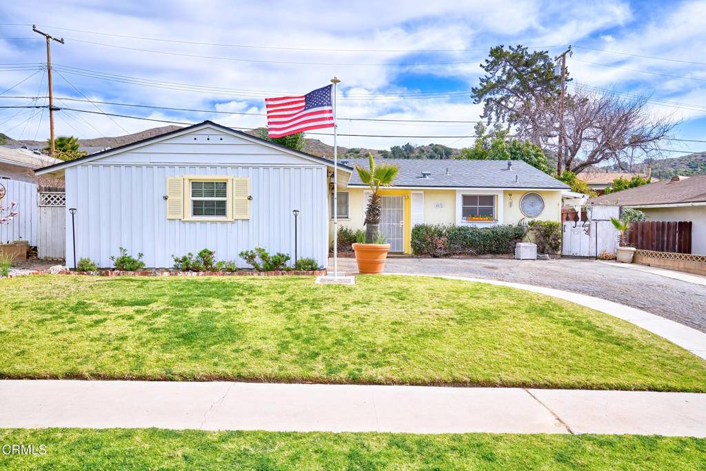 Ventura, CA 93001,5072 Larkspur DR