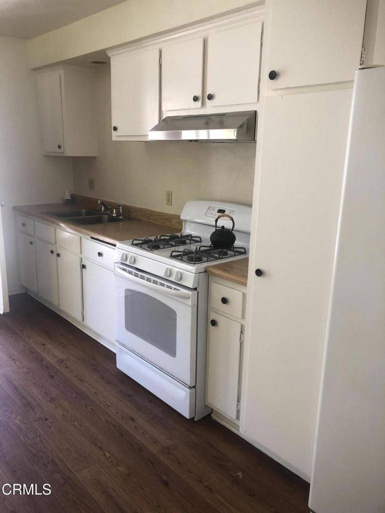 Moorpark, CA 93021,841 Valley RD