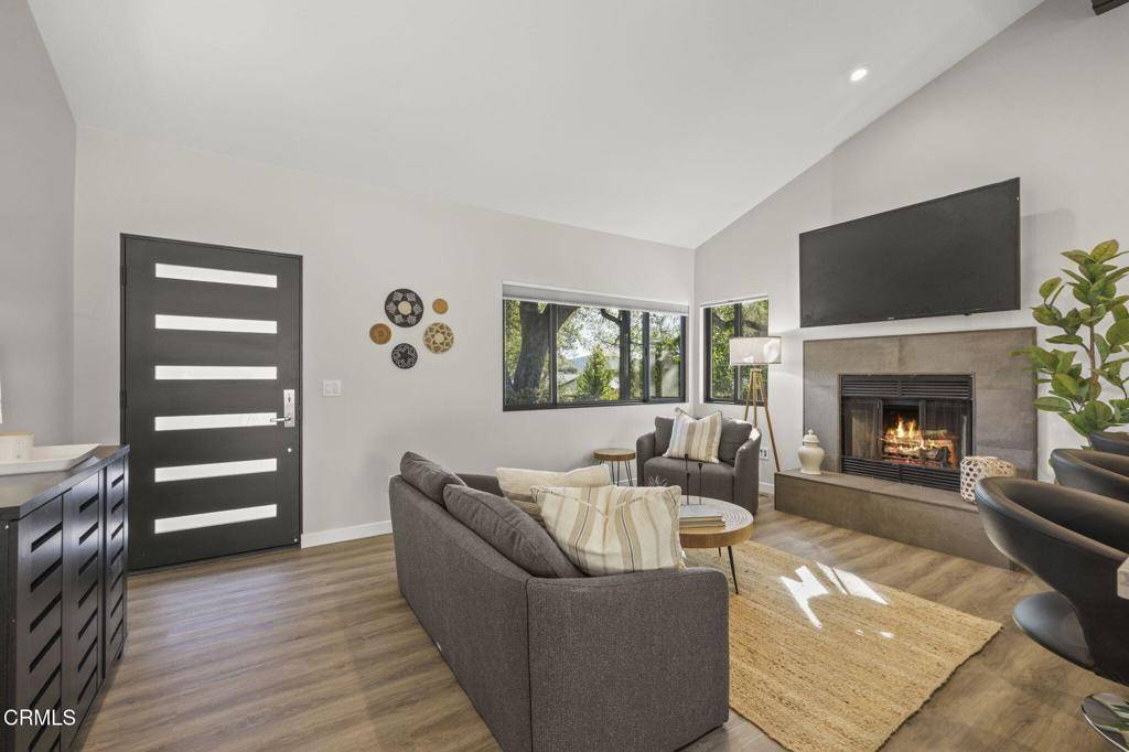 Ojai, CA 93023,1285 Fierro DR