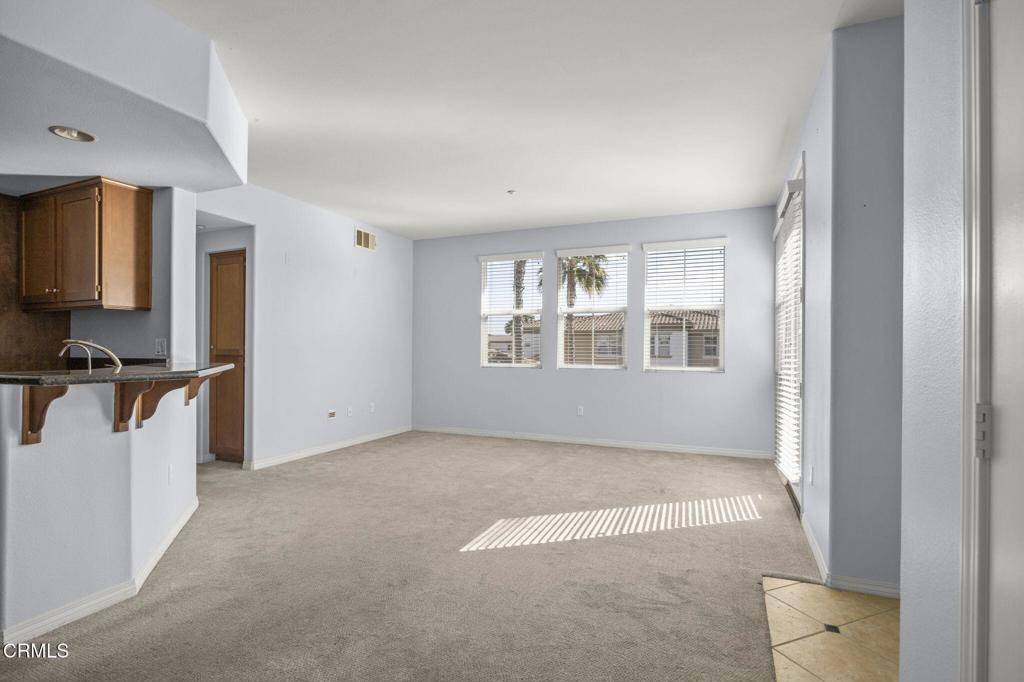 Camarillo, CA 93012,243 Riverdale CT #423