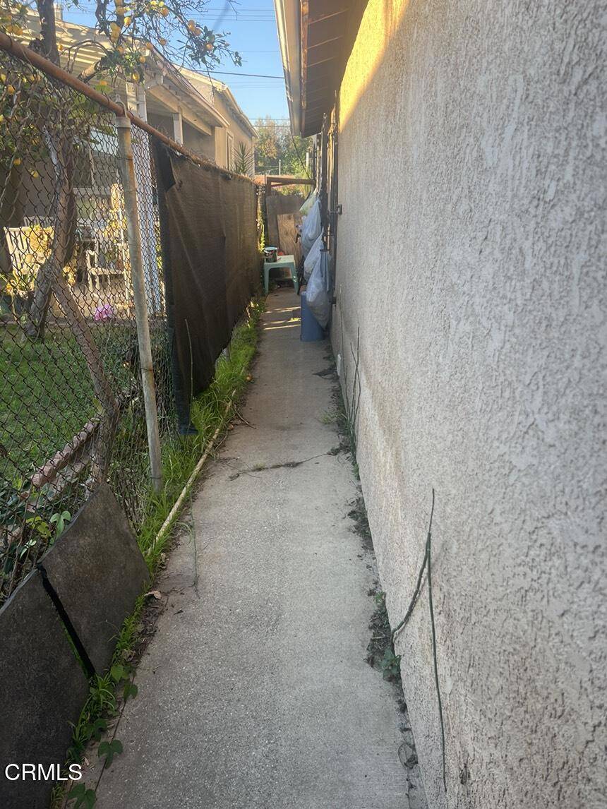 East Los Angeles, CA 90022,4736 Fisher ST