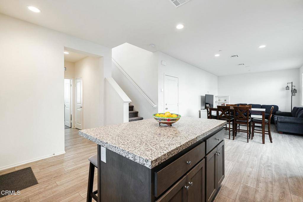Santa Paula, CA 93060,342 Fuerte DR