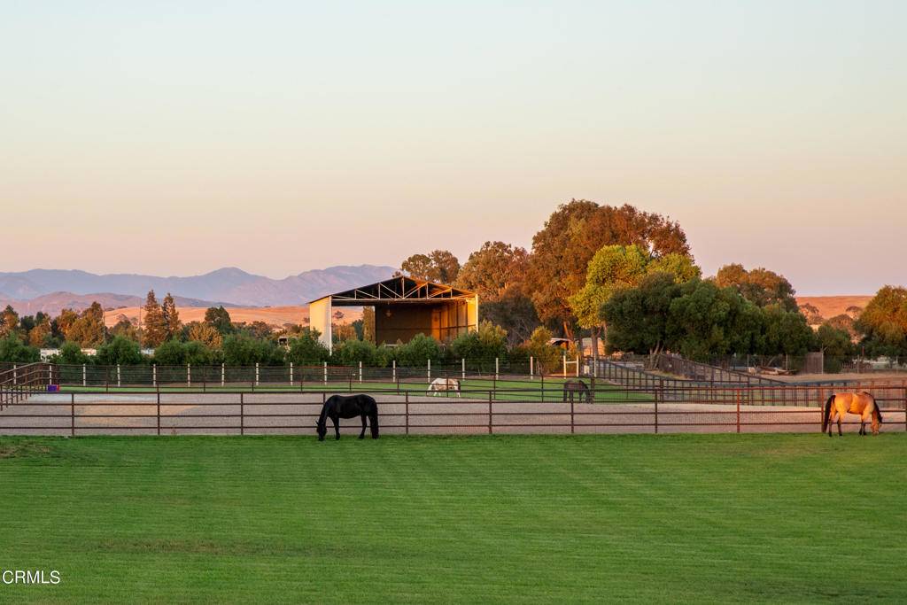Santa Ynez, CA 93460,1470 Meadowvale RD