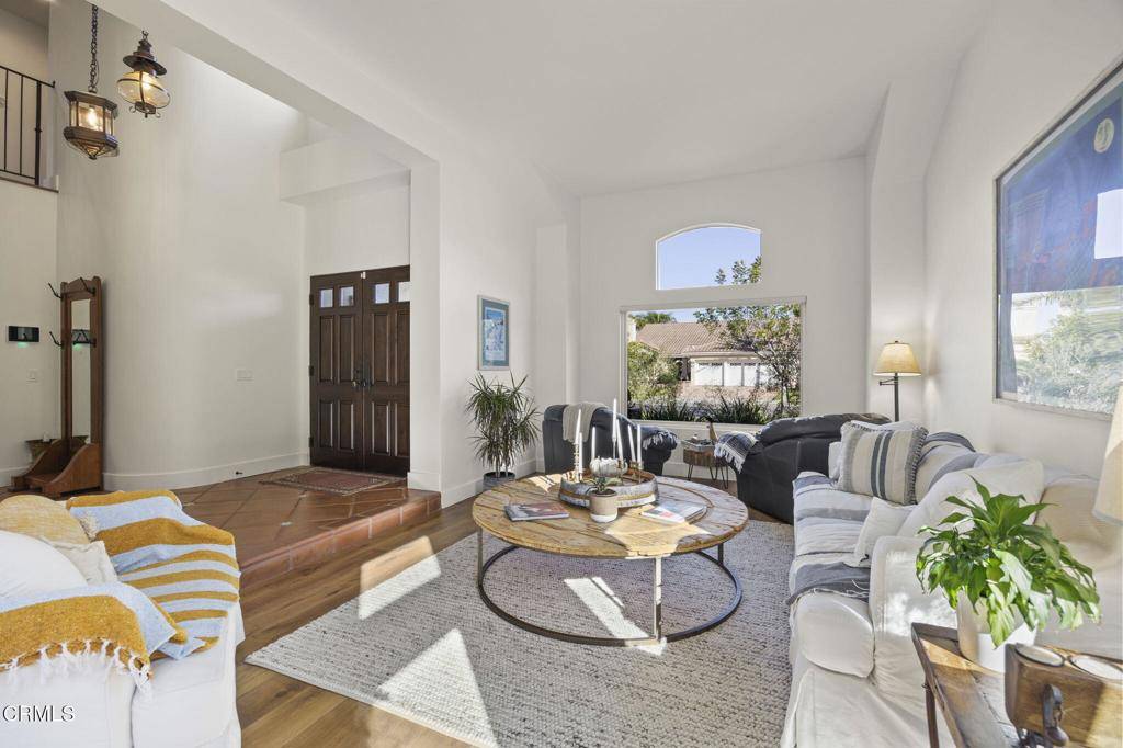 Oxnard, CA 93036,2109 Doral CT