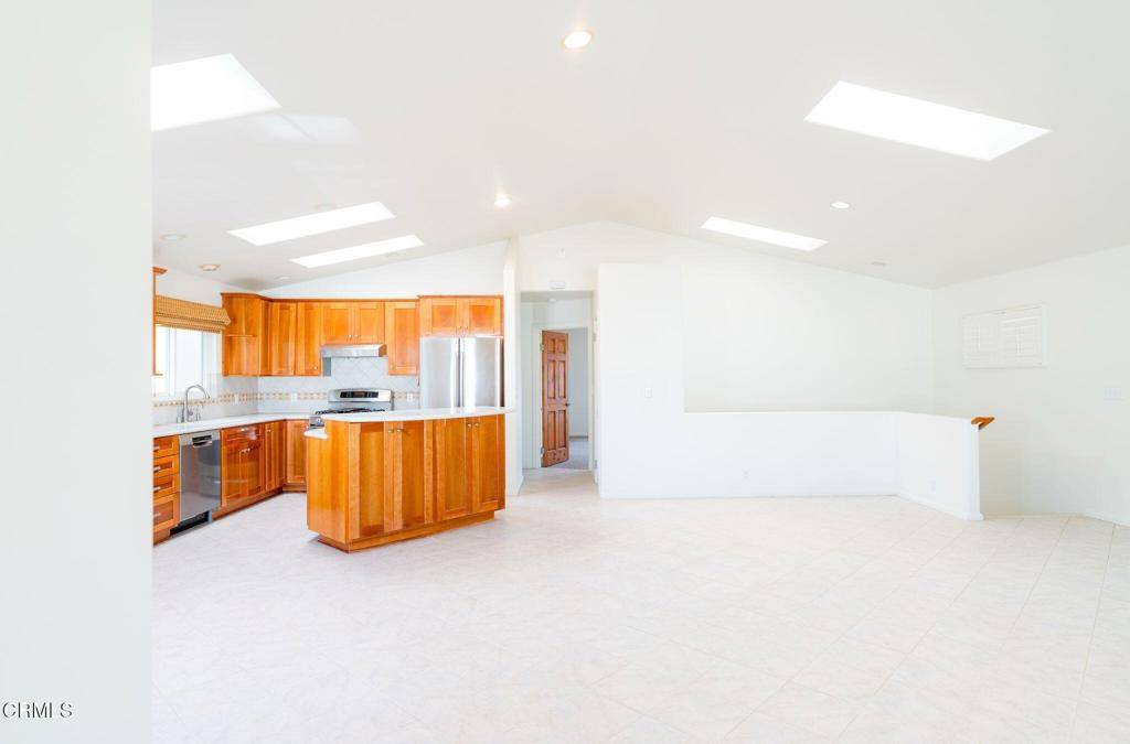 Oxnard, CA 93035,4037 Sunset LN