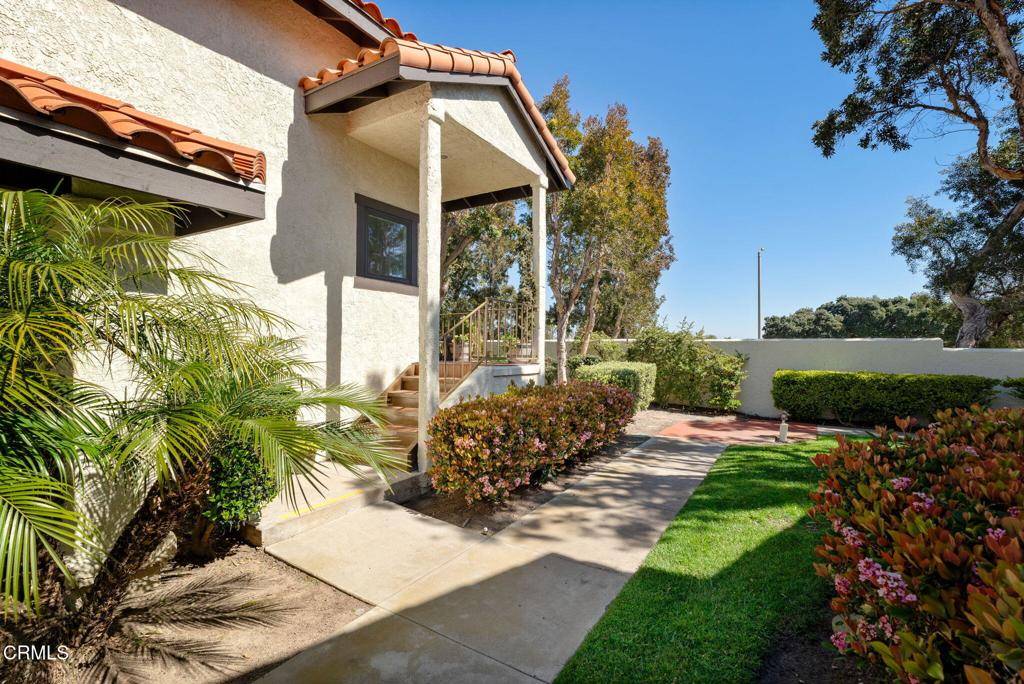 Oxnard, CA 93035,2216 Martinique LN