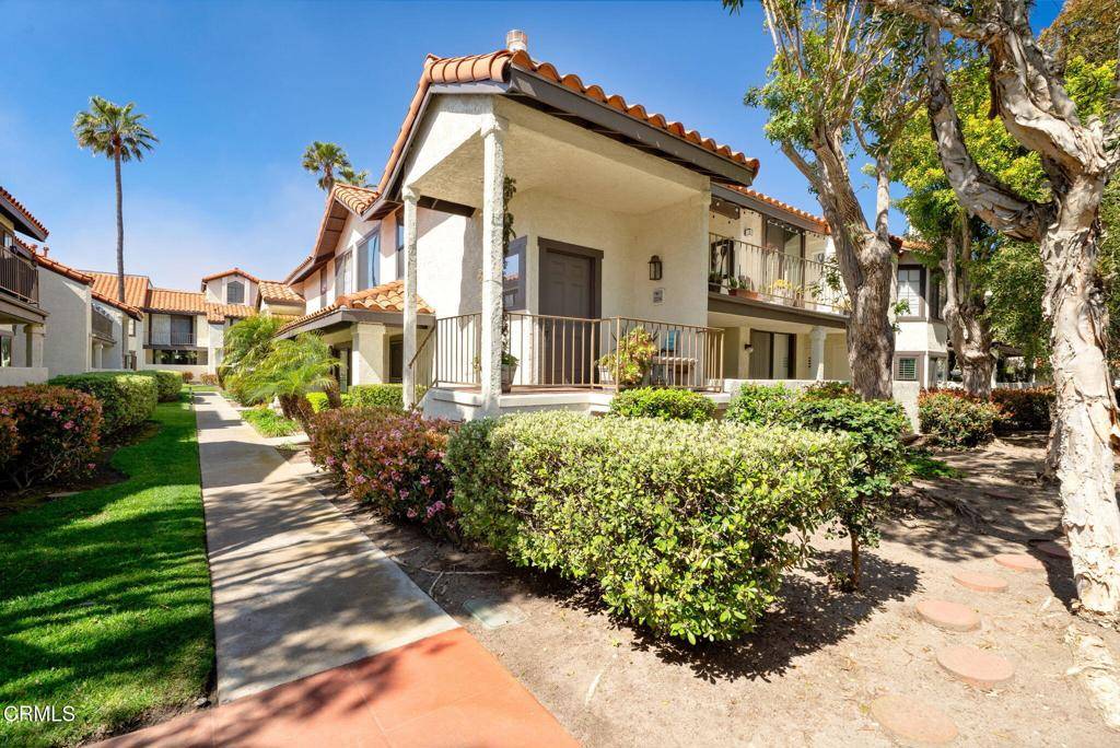 Oxnard, CA 93035,2216 Martinique LN