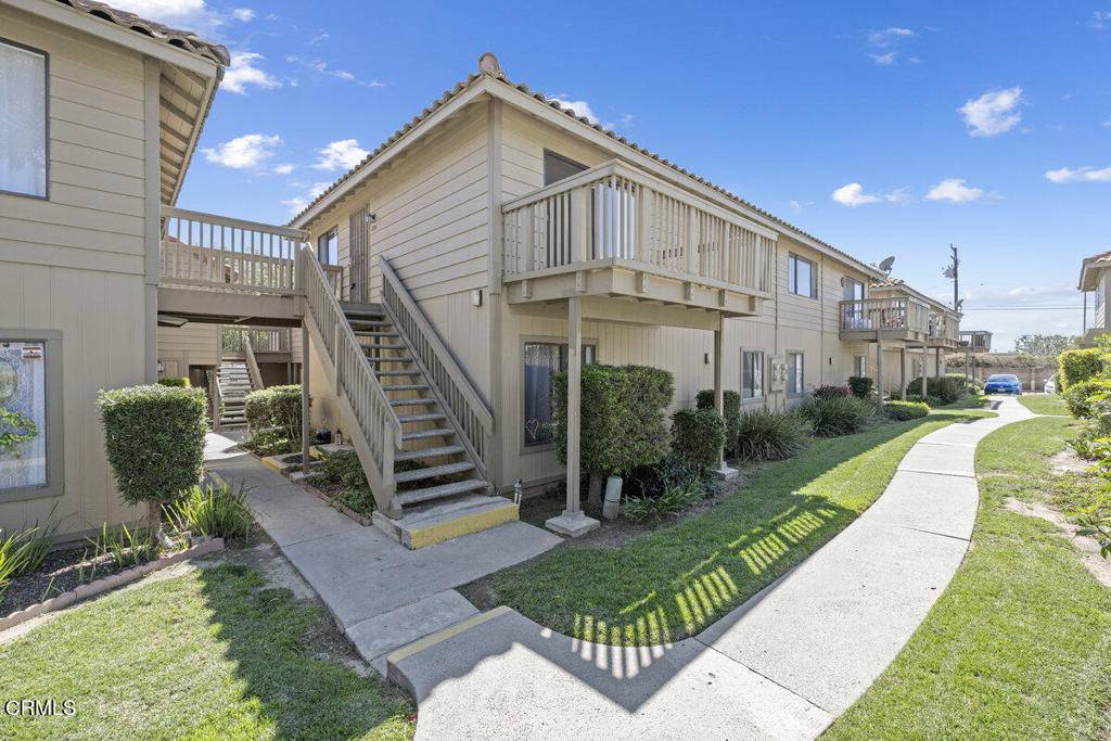 Santa Paula, CA 93060,206 S Steckel DR