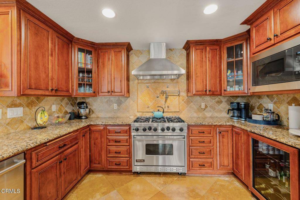 Ventura, CA 93004,823 Flagstaff CT