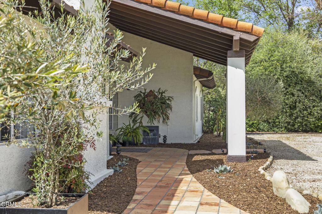 Ojai, CA 93023,127 Fairway LN