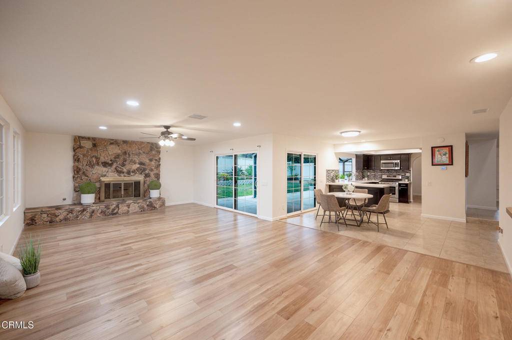 Camarillo, CA 93010,1691 Daphne ST