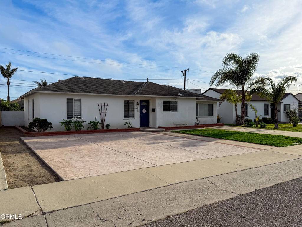 Oxnard, CA 93033,612 Iris ST E