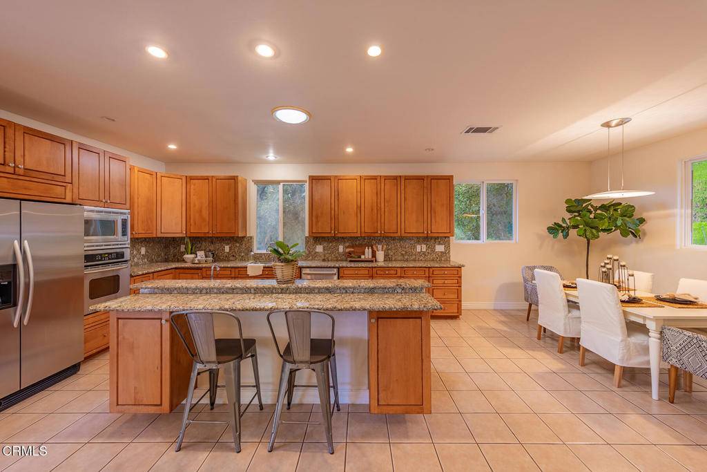 Ojai, CA 93023,11966 N Ventura AVE