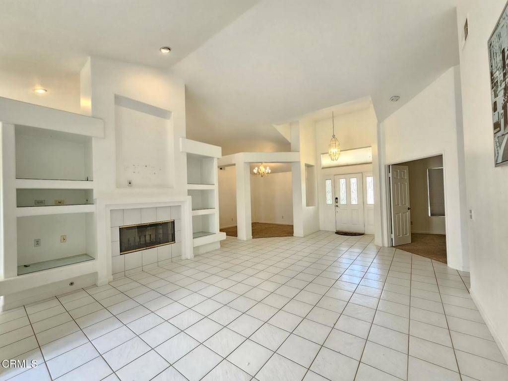 La Quinta, CA 92253,45390 Desert Eagle CT