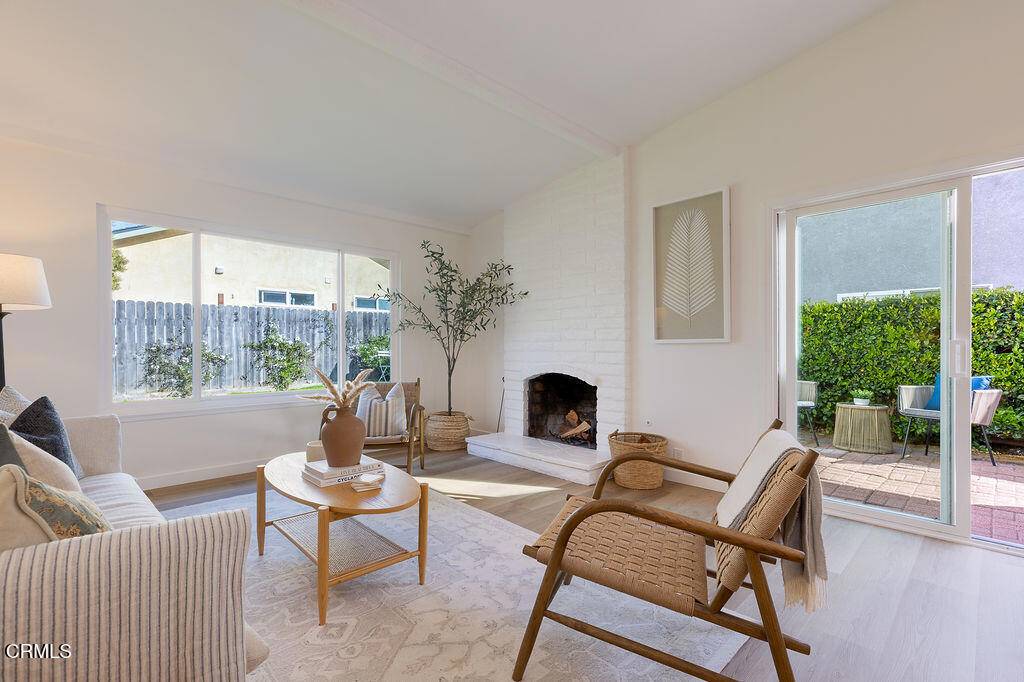 Carpinteria, CA 93013,1426 Camellia CIR