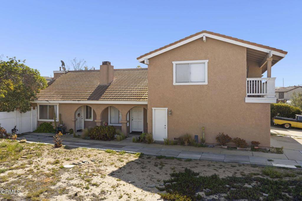 Oxnard, CA 93035,1020 Dunes ST