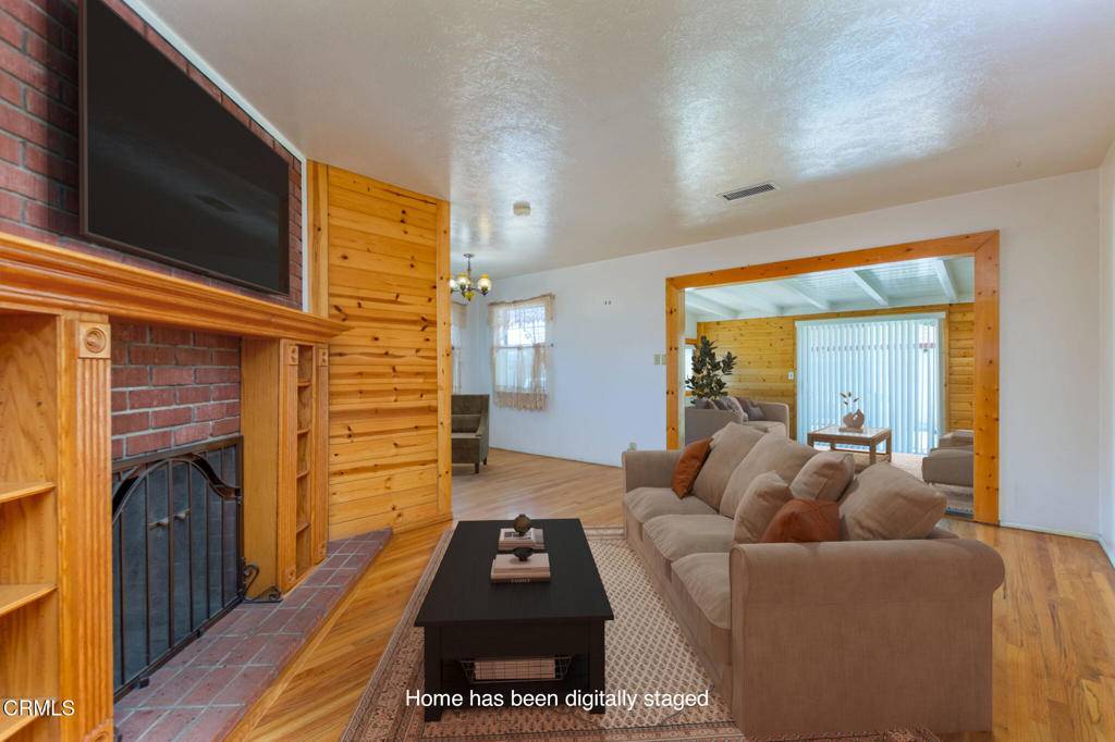Santa Paula, CA 93060,524 N 14th ST