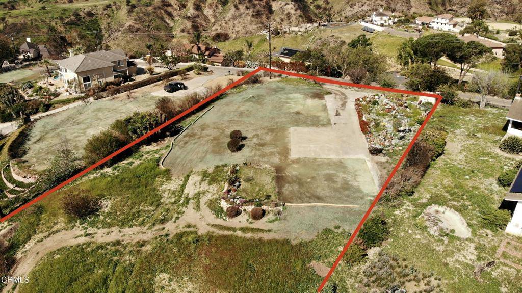 Camarillo, CA 93010,702 W Highland DR