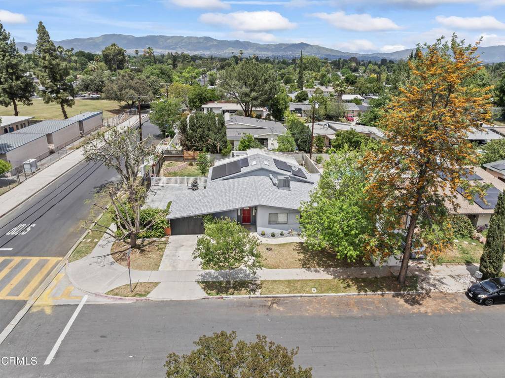 Reseda, CA 91335,19459 Lull ST