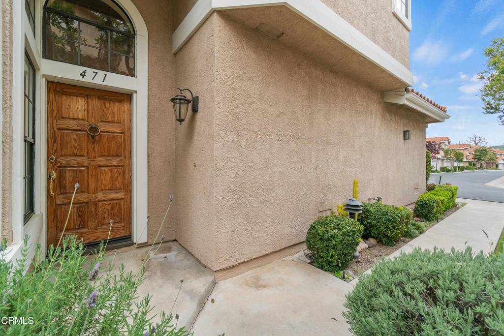 Oak Park, CA 91377,471 Lorenzo DR