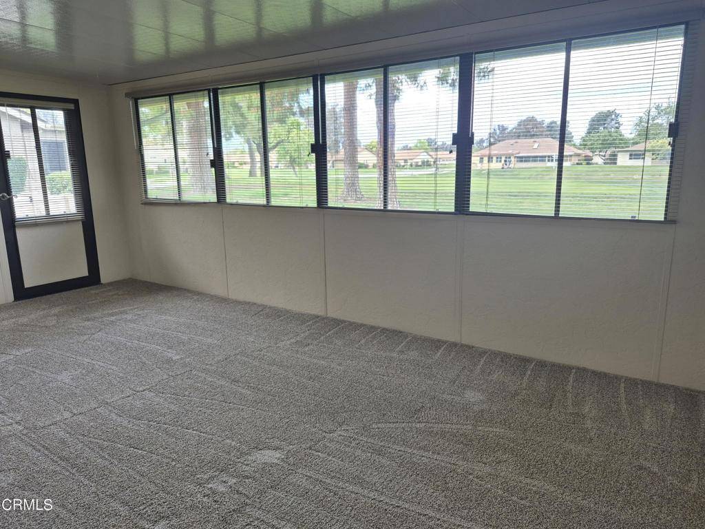 Camarillo, CA 93012,17105 Village 17