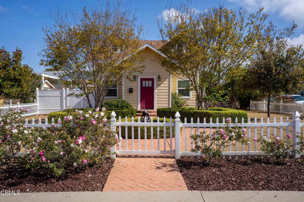 Port Hueneme, CA 93041,253 261 E Pearl St