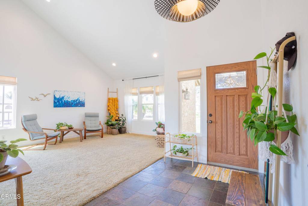 Camarillo, CA 93012,5365 Ashwood CT