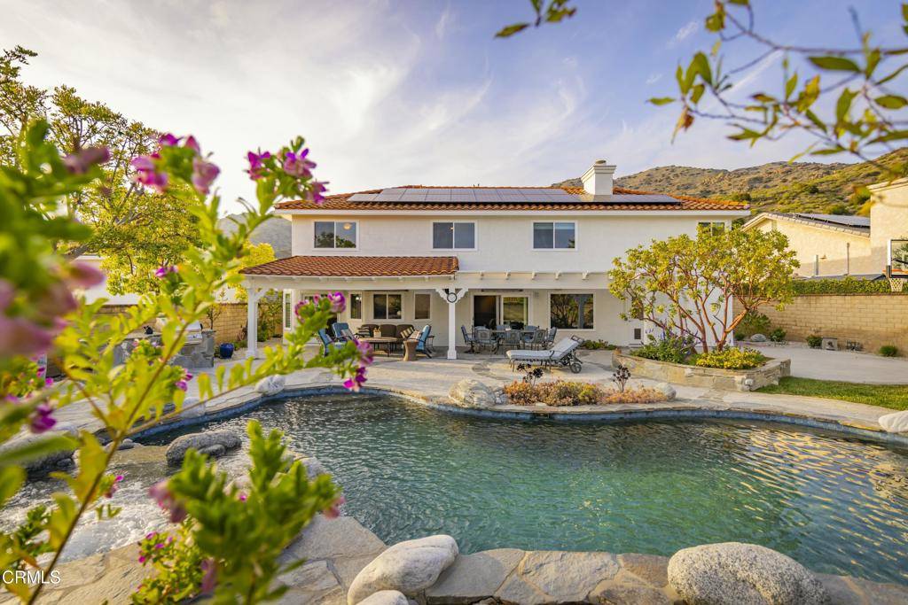 Oak Park, CA 91377,5580 Bromely DR