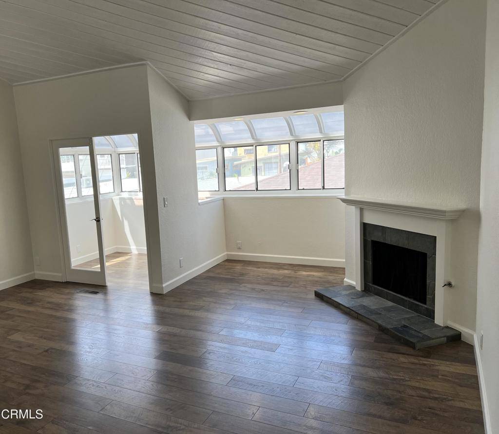 Oxnard, CA 93035,333 Highland DR