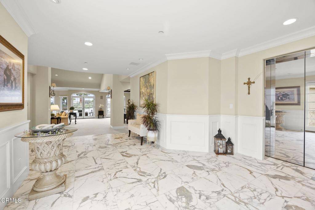 Oxnard, CA 93035,1712 Emerald Isle WAY