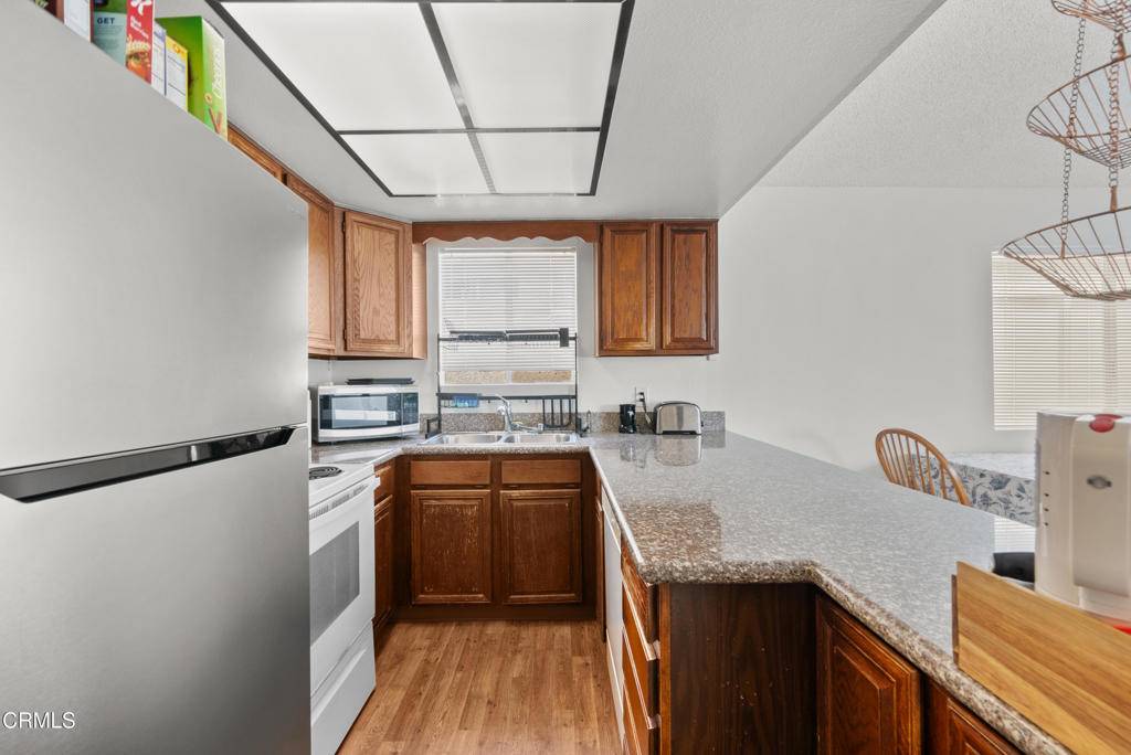 Oxnard, CA 93035,328 Highland DR