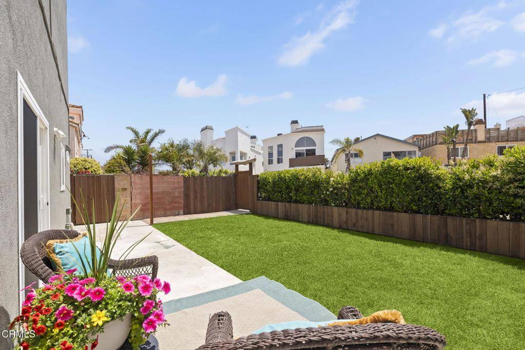 Oxnard, CA 93035,156 Highland DR
