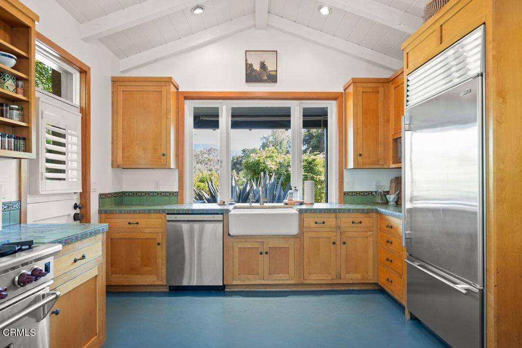Ojai, CA 93023,4158 Grand AVE