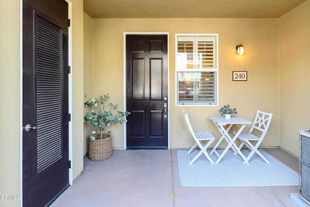 Camarillo, CA 93012,259 Riverdale CT #240